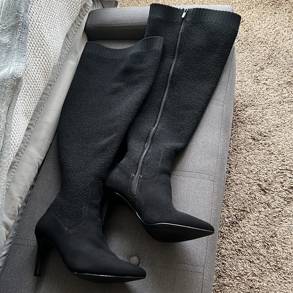 NWOB thigh high black torrid boots